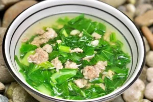 Canh cải nấu thịt