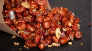Đậu phụng chiên muối ớt / rong biển