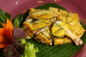 Gà hấp lá chanh 1/2
