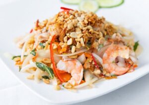 Nộm xoài xanh tôm thịt