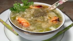 Súp thịt cua măng tây