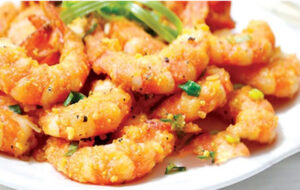 Tôm sú chiên trứng muối